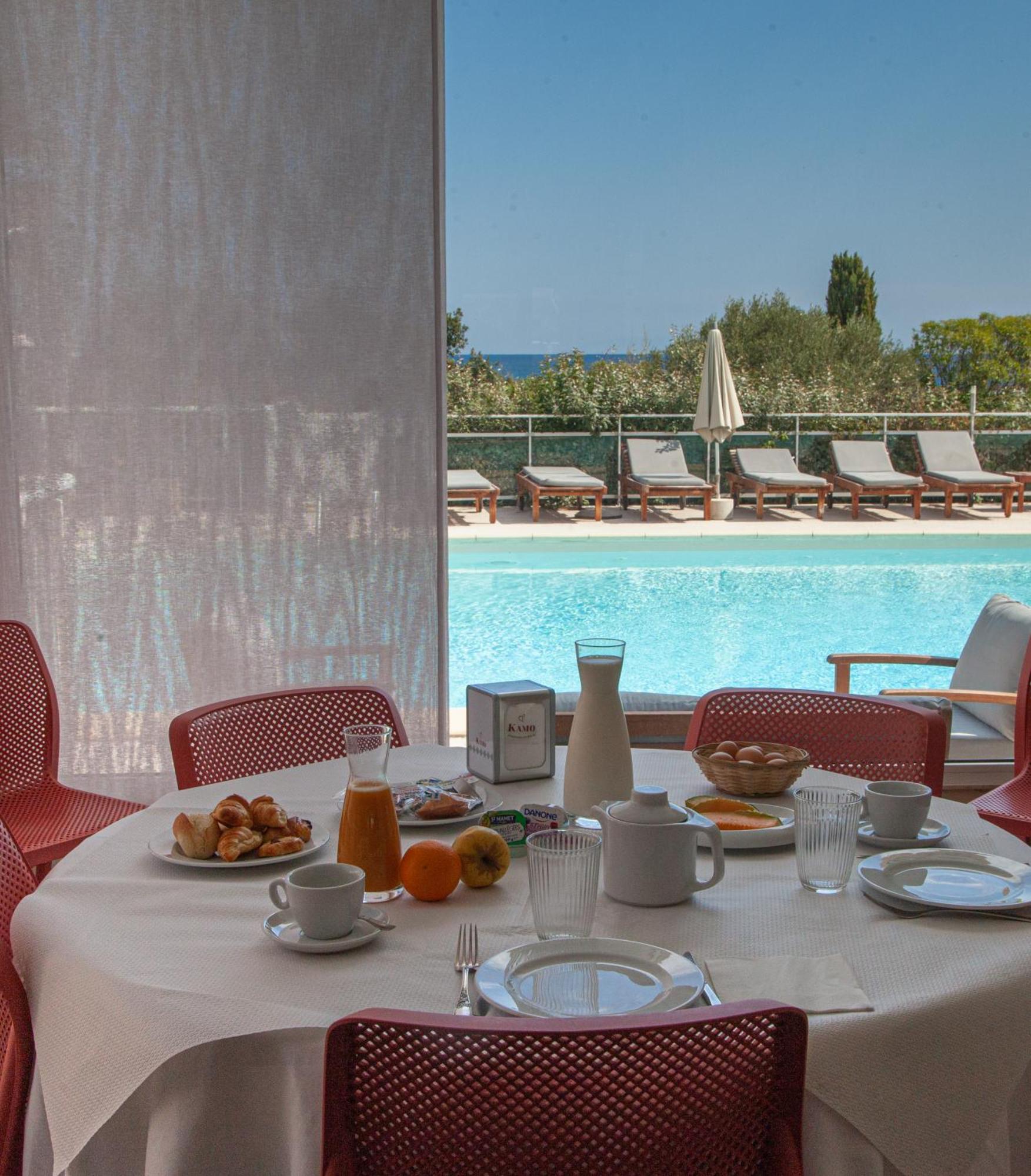 Orizonte Hotel Cervione Kültér fotó