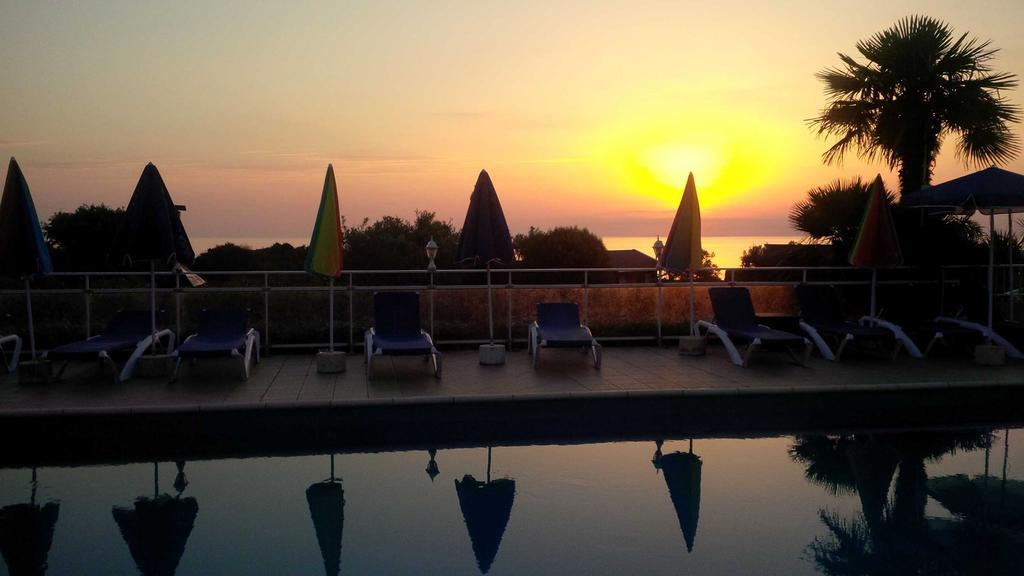 Orizonte Hotel Cervione Szoba fotó